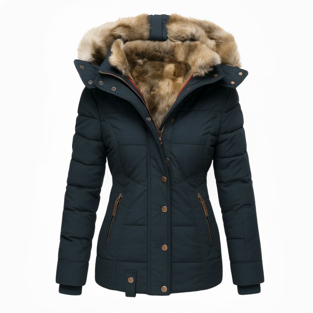 Manteau d’hiver bleu foncé à capuche doublée en fausse fourrure beige, fermeture boutonnée