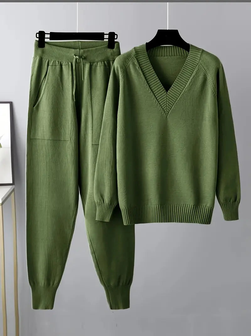 Ensemble vert : pull col V côtelé et pantalon jogging à cordon