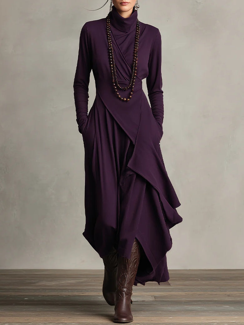 Robe en laine violette à col montant, drapé croisé et jupe ample à pans