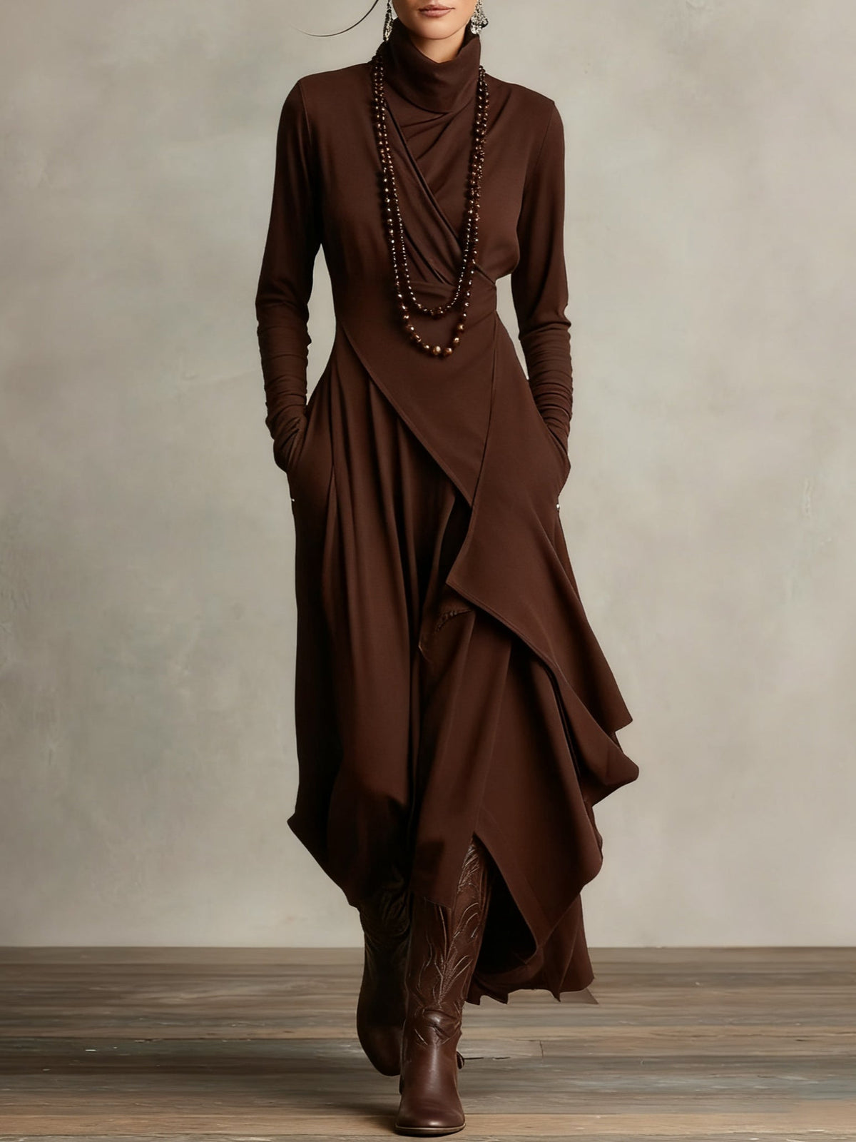 Robe en laine marron à col montant, drapé croisé, jupe ample à ourlet asymétrique