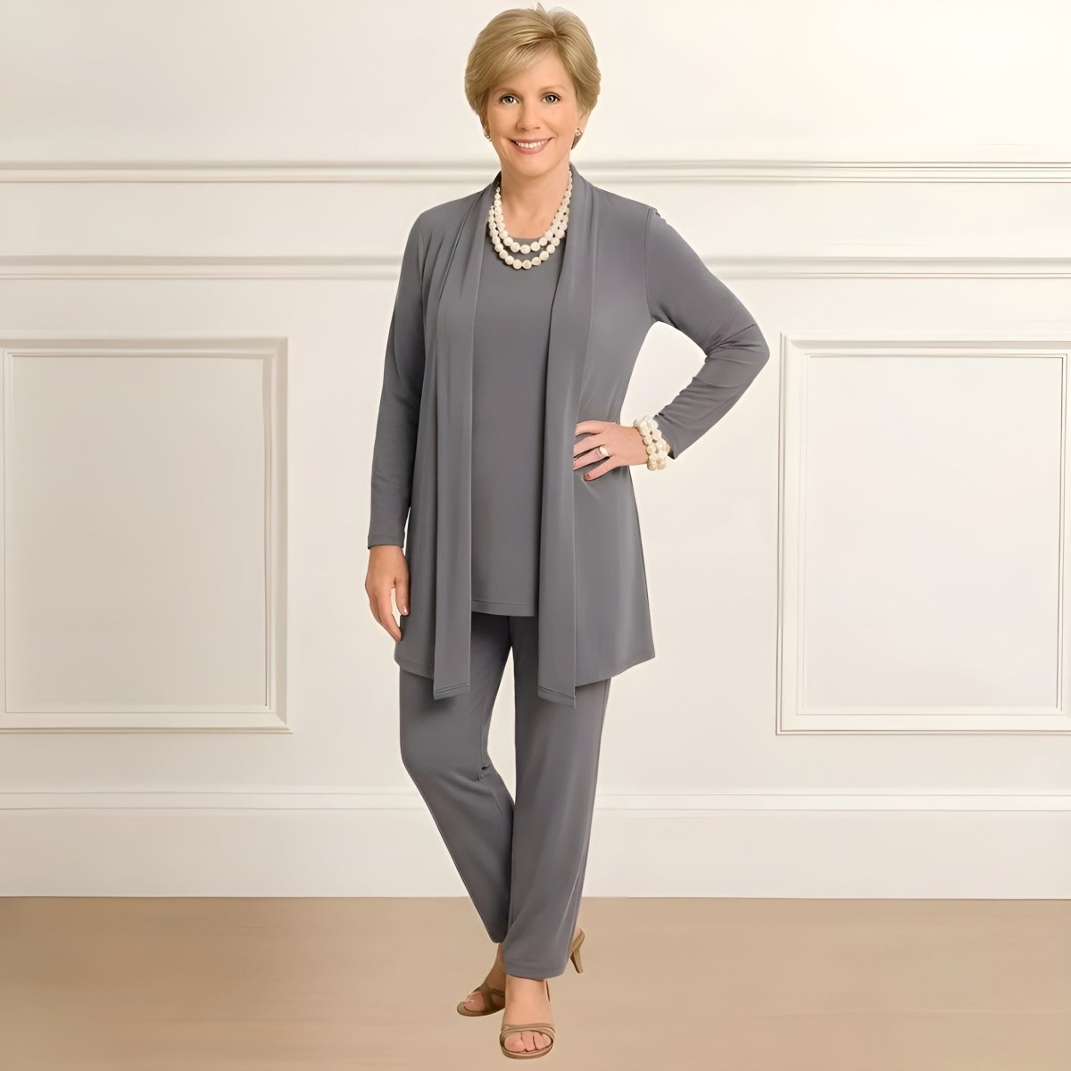 Ensemble 3 pièces gris : veste fluide, haut manches longues, pantalon long
