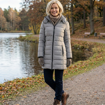 Veste d’hiver matelassée gris clair, fermeture zippée et col montant