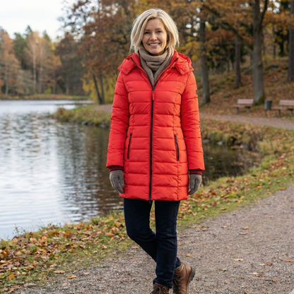 Veste d’hiver matelassée rouge, fermeture zippée au centre et col montant
