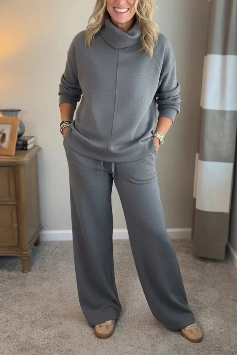 Ensemble confortable gris : haut à col montant et pantalon ample assorti