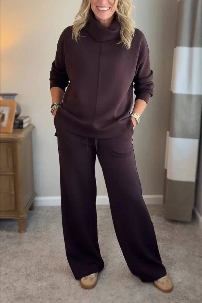 Ensemble bordeaux foncé : haut à capuche et pantalon ample assorti