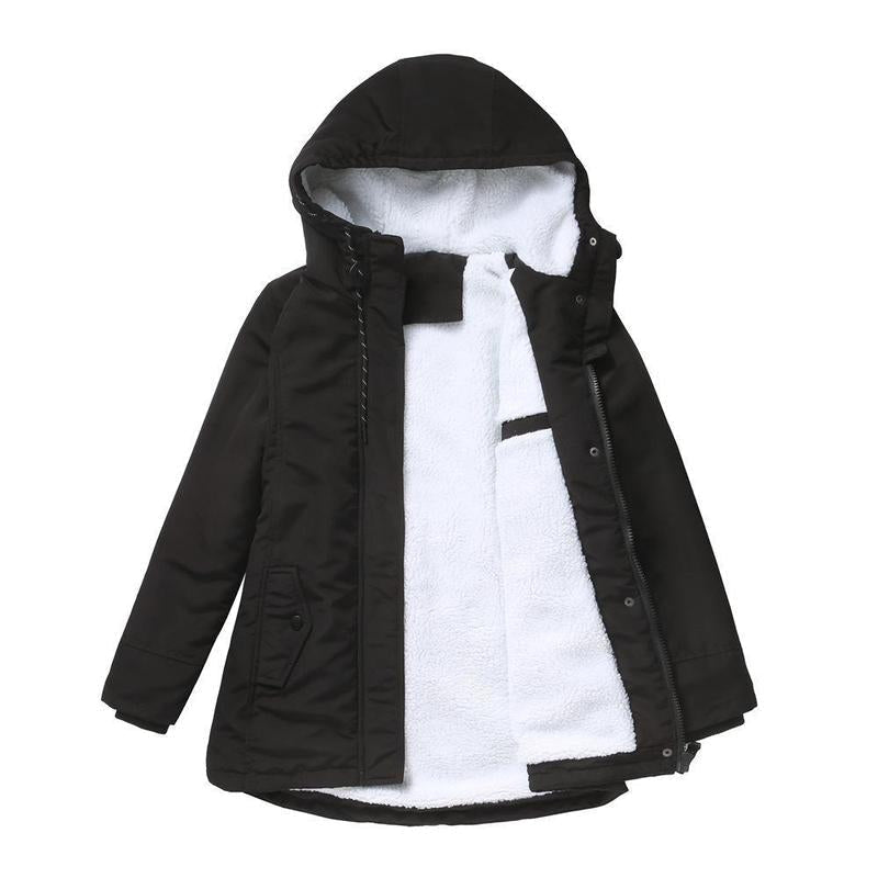 Manteau à capuche Amina noir, doublé en sherpa blanc, fermeture zippée, poches à rabat.
