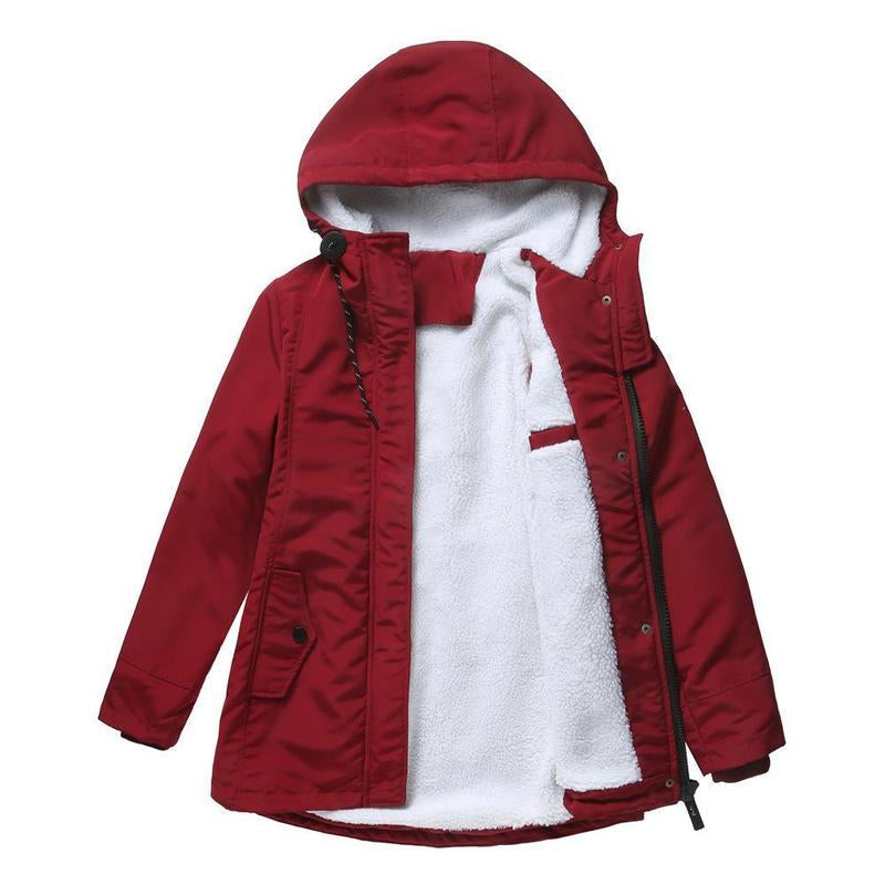 Manteau à capuche Amina rouge, doublure sherpa, fermeture zippée, poches à rabat.