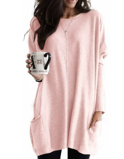 Robe ample rose poudré à manches longues, col rond avec patte boutonnée et poche