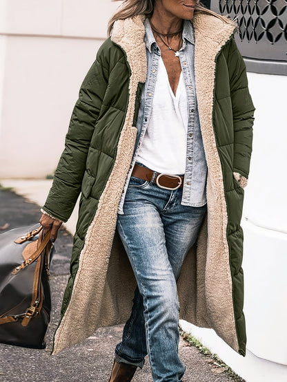 Manteau d’hiver vert à capuche, col en imitation peau de mouton