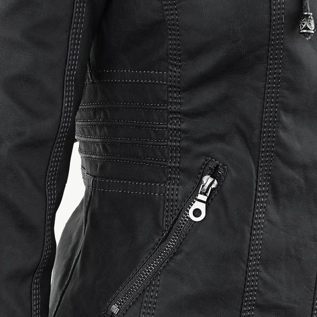 Veste de motard noire : poche diagonale zippée et manches avec surpiqûres