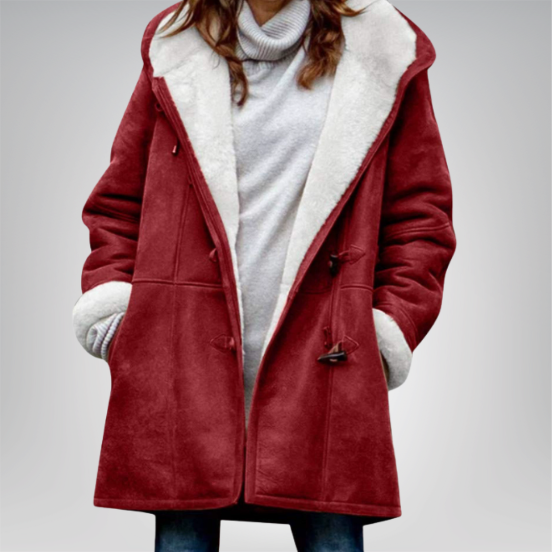 Veste longue en polaire rouge avec col en fausse fourrure, capuche et boutons-pattes
