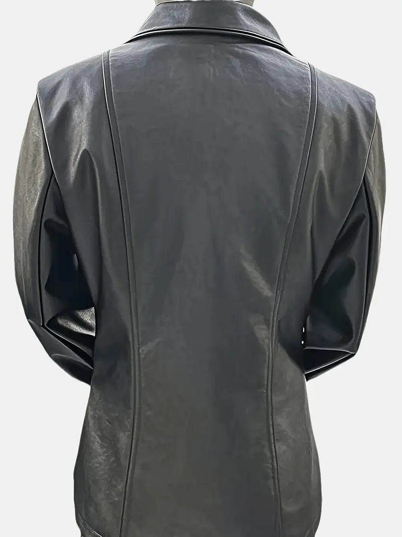 Dos de la veste en cuir noire, coupe droite, surpiqûres centrales et col