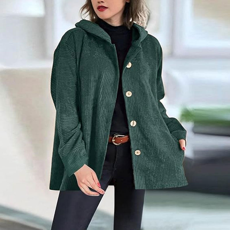 Veste à capuche en velours côtelé vert foncé, fermeture boutonnée, coupe ample