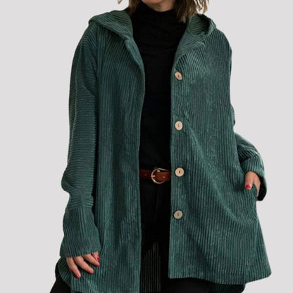 Veste à capuche en velours côtelé vert foncé, fermeture boutonnée, poches visibles