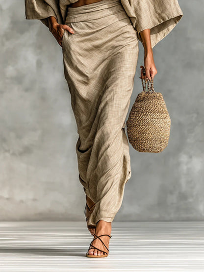 Ensemble 2 pièces kaki : blouse ample et jupe longue crayon à plis sur le devant