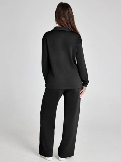 Combinaison noire à manches longues et pantalon évasé, vue dos