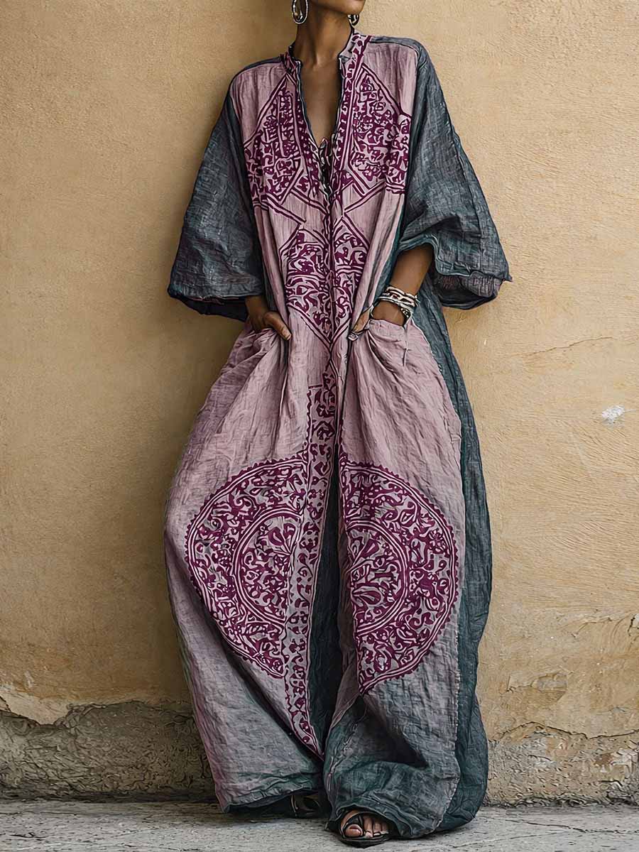 Combinaison longue ample devant bleu indigo, empiècement lilas à motifs bordeaux