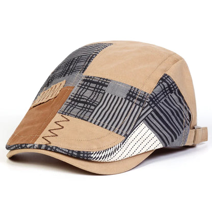 Casquette homme patchwork kaki, empiècements à carreaux bleu marine et fermeture latérale.