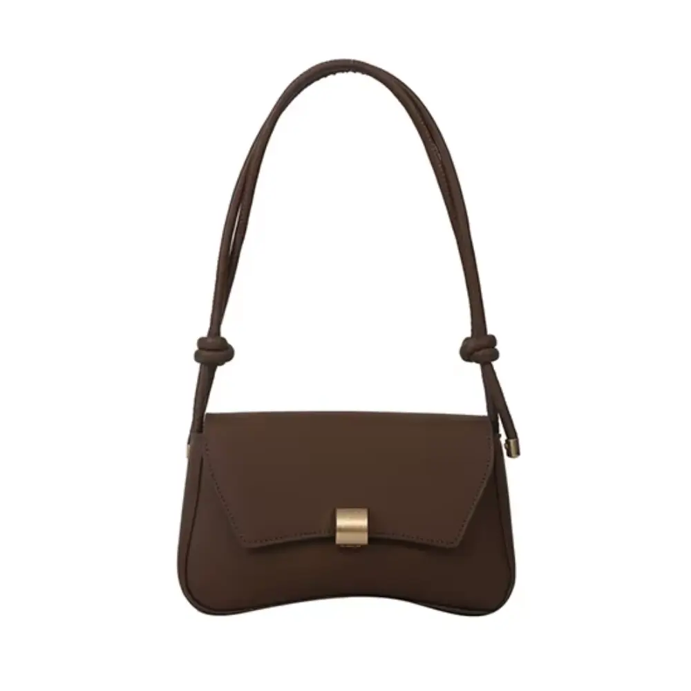 Sac à bandoulière Daphné marron, rabat avec boucle dorée et anse courte