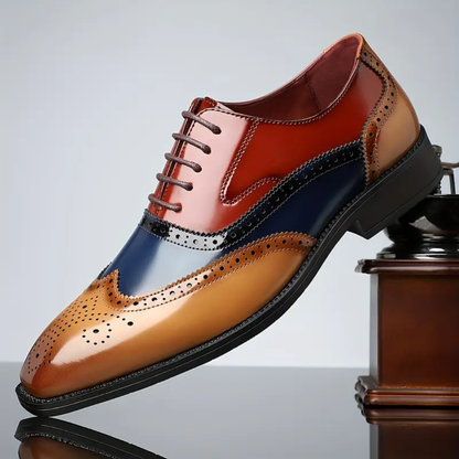 Chaussures brogues wingtip vintage en cuir orange, bleu marine et blanc, lacets