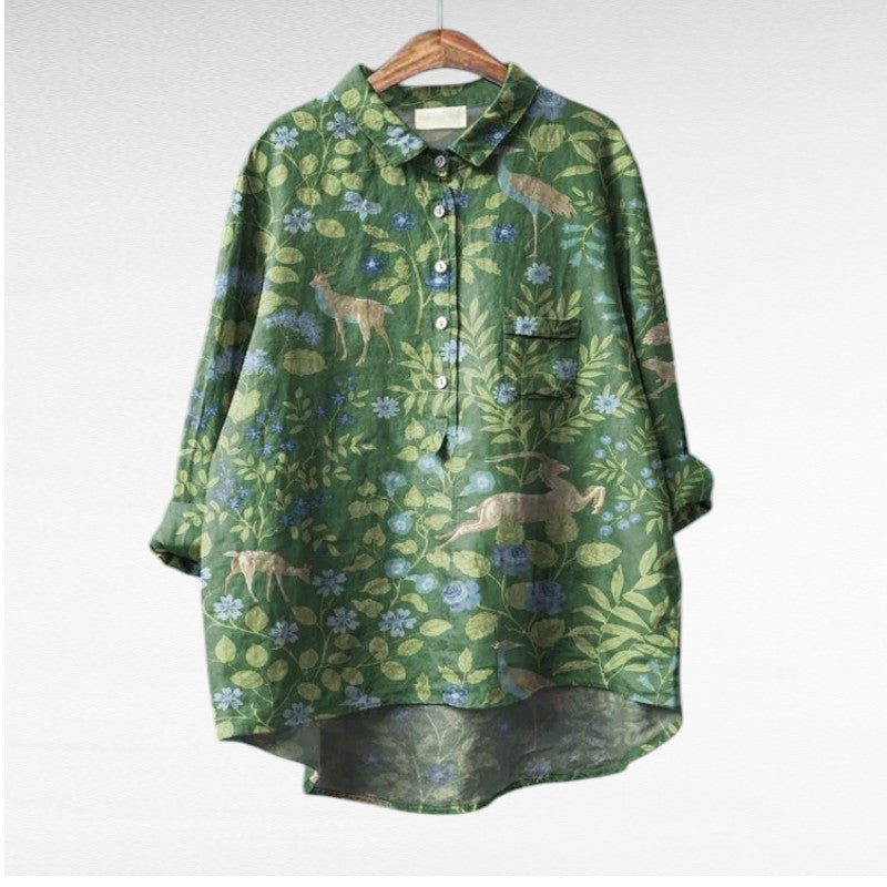Chemisier en lin vert, col chemise, boutons, motif végétal et petites fleurs bleues et blanches