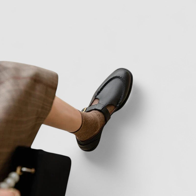 Chaussures à talons classiques bébé Anaïs™ noires, vue de dessus avec bride