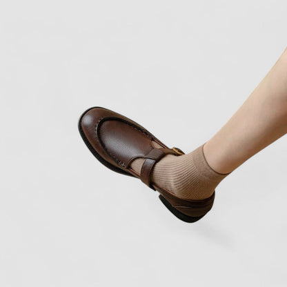 Chaussures à talons classiques bébé Anaïs™ marron, vue latérale avec semelle noire