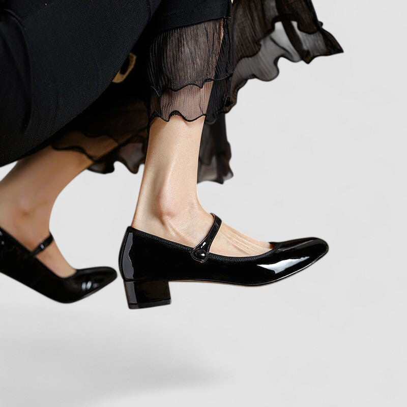 Ballerines rétro Roxane™ noires, brides et bouts vernis, talon carré.