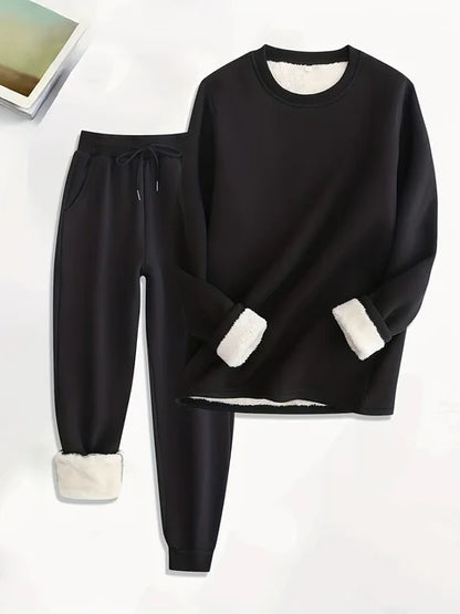 Ensemble hivernal noir : sweat col rond et pantalon de jogging à cordon