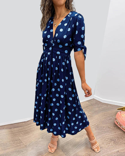 Robe midi Miley bleue à pois blancs, col en V, manches trois-quarts, ceinture à la taille