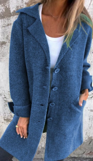 Manteau chic minimaliste bleu à col cranté et boutons sur le devant