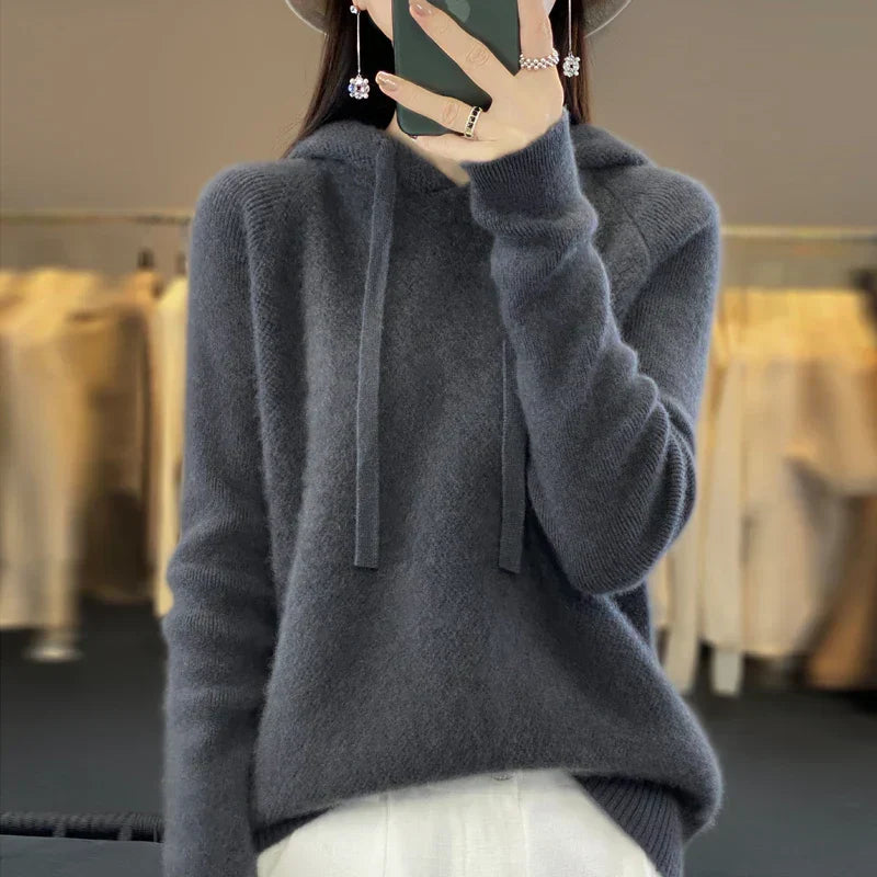 Pull en laine mérinos gris anthracite à capuche avec cordon, manches longues