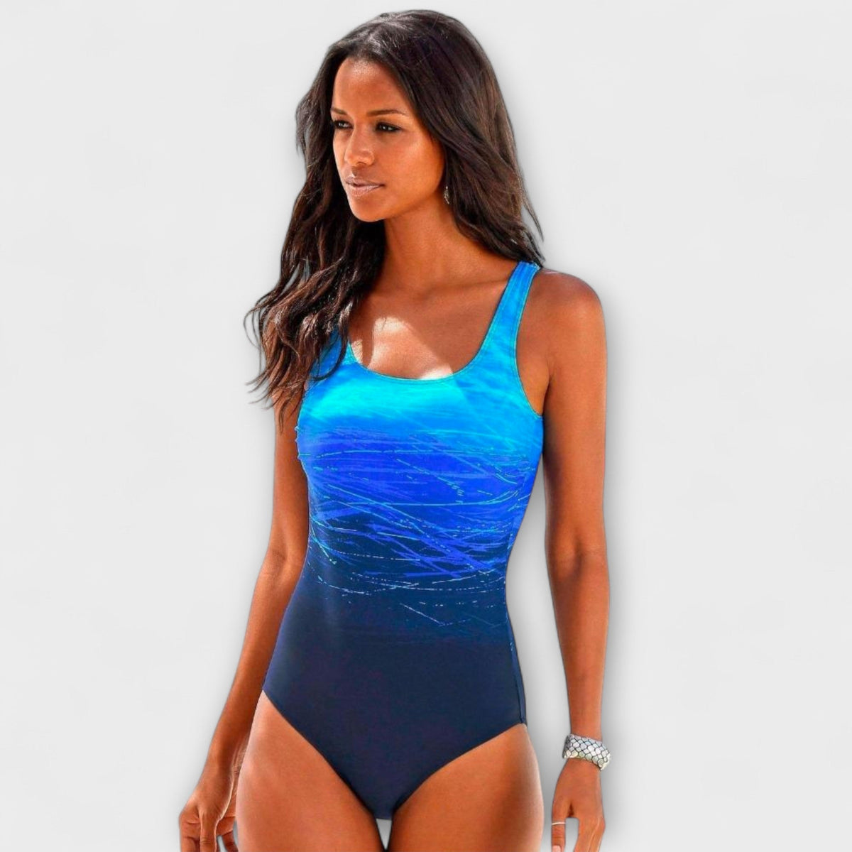 Maillot de bain une pièce sportif bleu dégradé, bretelles larges, coupe couvrante