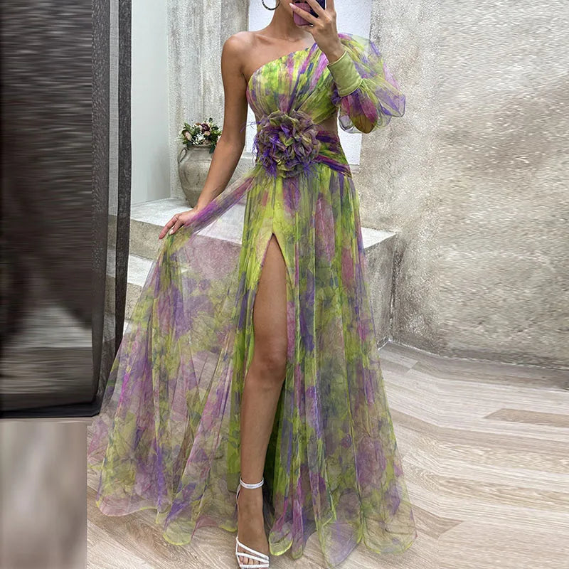 Robe longue une épaule en tulle vert et violet, fente, fronce à la taille et rosette