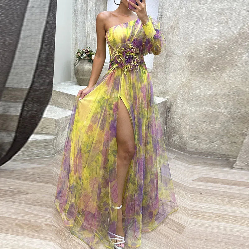 Robe longue une épaule en tulle jaune et violet, fente, fronce à la taille et rosette