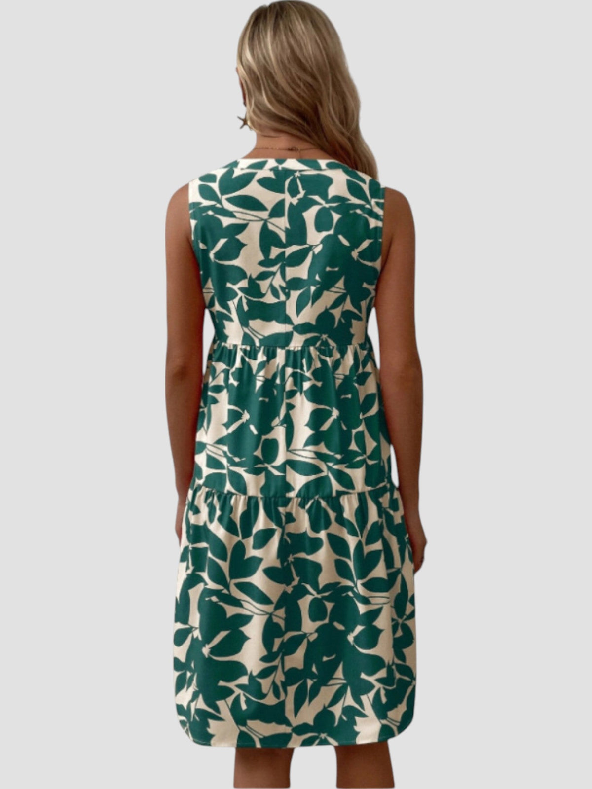 Robe midi sans manches imprimé feuilles vert, vue de dos, jupe évasée à volants