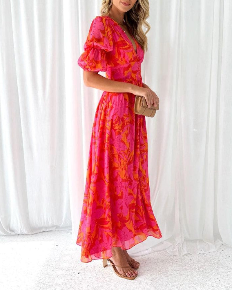 Robe longue rouge rose à imprimé floral, encolure V et manches bouffantes
