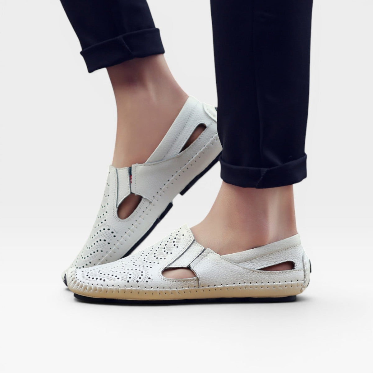 Mules en cuir style italien pour hommes – Mules d'été décontractées à enfiler perforées