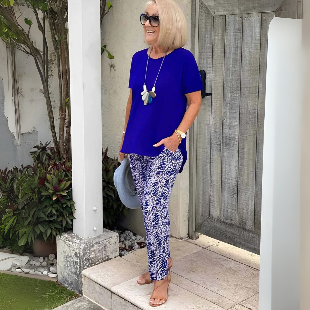 Ensemble tunique manches courtes bleu et pantalon stretch à motif blanc et bleu