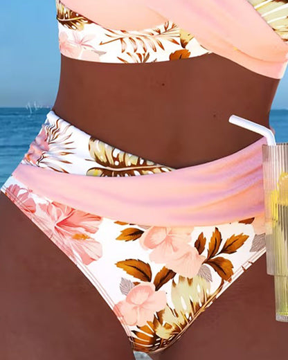 Bas de bikini taille haute rose à imprimé floral contrastant, avec fente