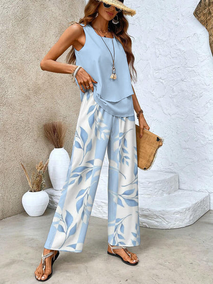 Ensemble estival bleu clair : haut à volants et pantalon large à motif feuillage