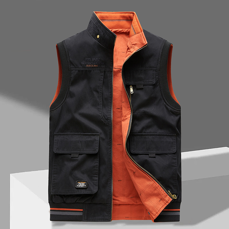 Gilet sans manches homme noir, doublure orange, poches à rabat et zip central
