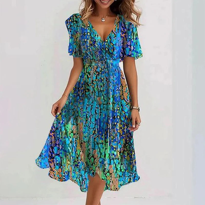 Robe courte à manches volantées, en imprimé floral bleu et vert, décolleté en V