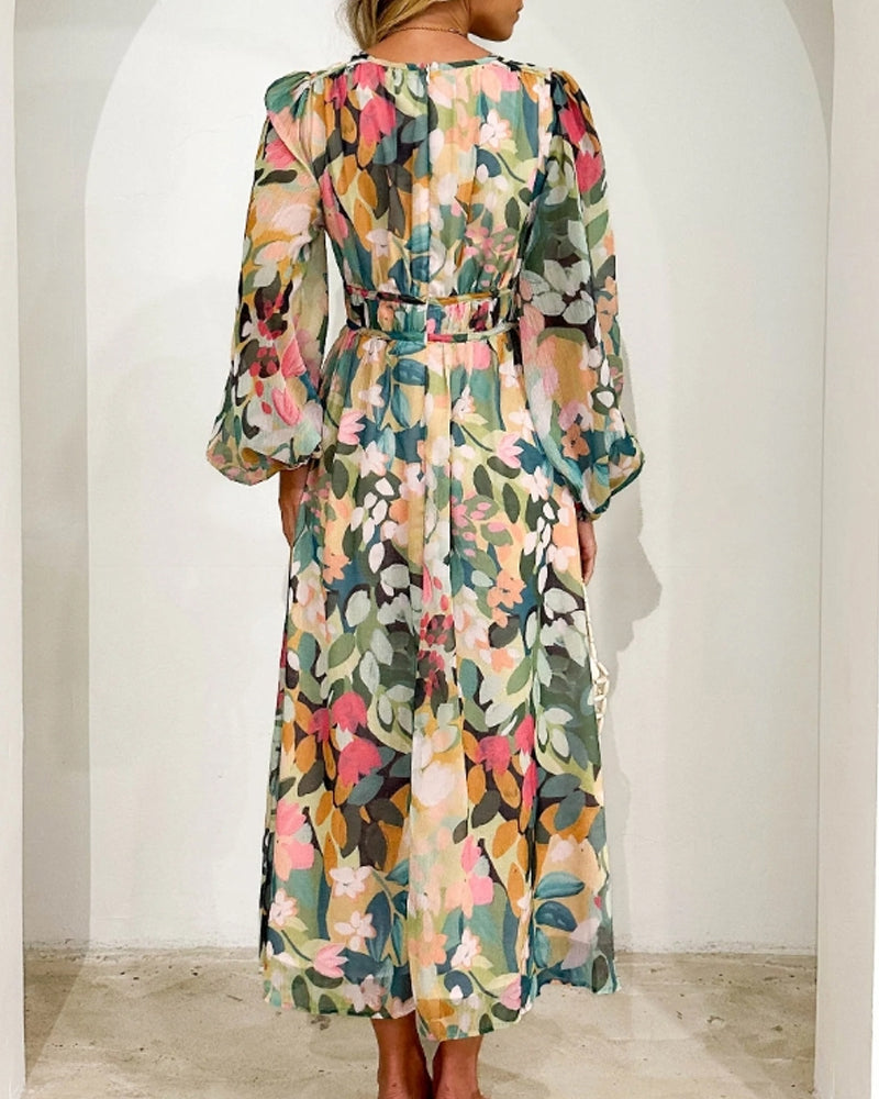 Robe bohème élégante multicolore à fleurs, vue dos, manches bouffantes, ceinture