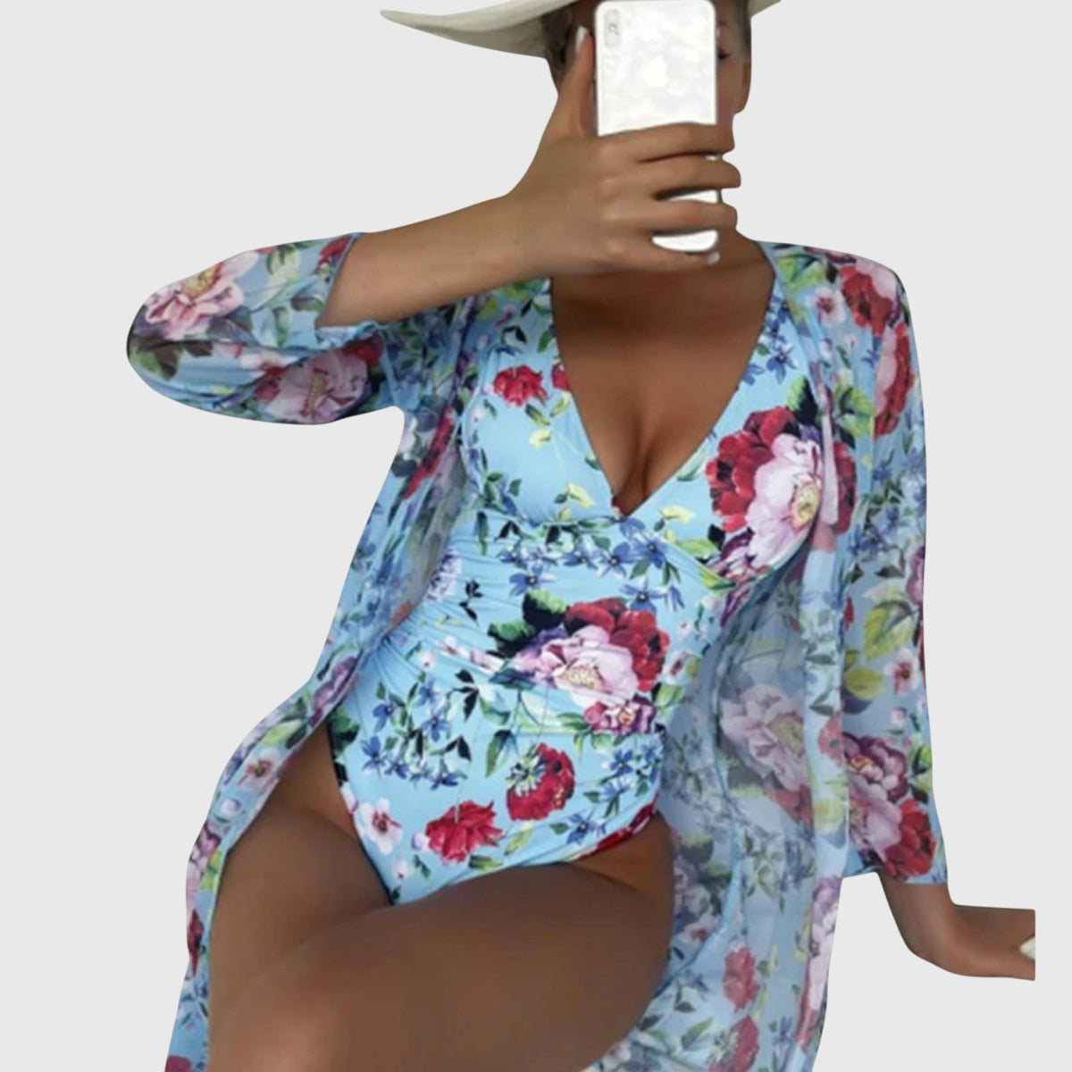 Ensemble de maillot de bain fleuri : haut à décolleté plongeant, culotte échancrée, paréo