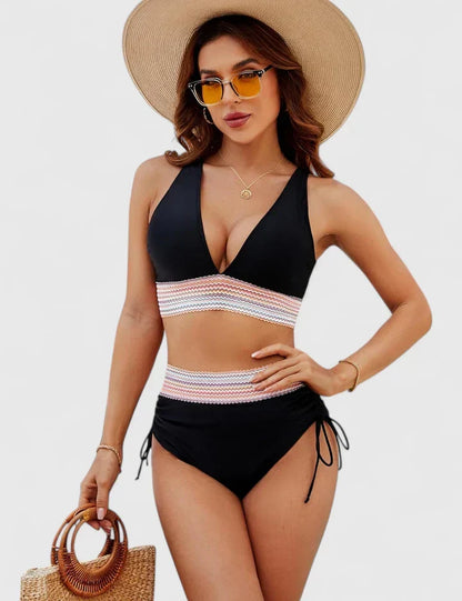 Ensemble bikini bleu foncé, haut triangle à bretelles et bas taille haute noué