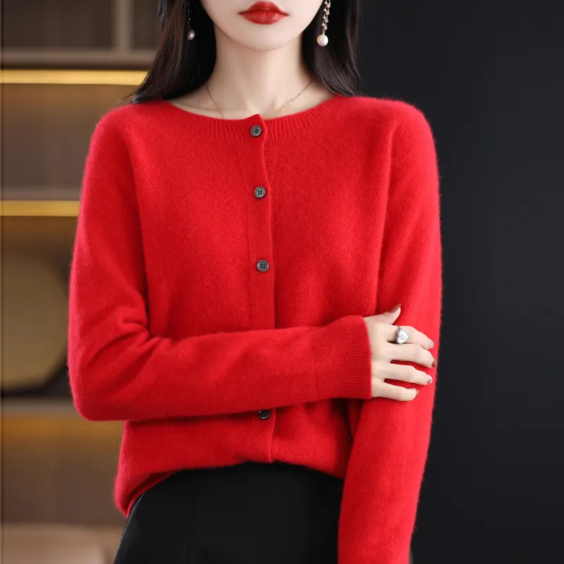 Chandail cardigan rouge à boutons, col rond, manches longues