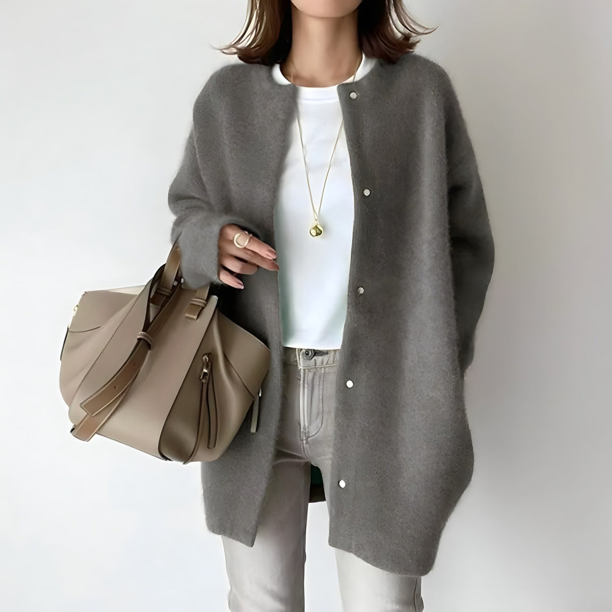Cardigan gris ample à boutons devant, manches longues, col rond