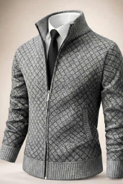 Gilet Oliver gris à fermeture zippée, col montant, maille à motif losange.